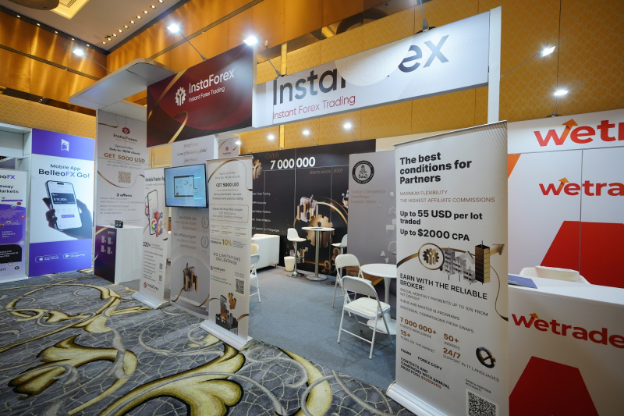   InstaForex   BrokersView Expo 2024